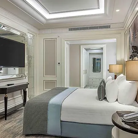 Отель Merit Royal Diamond & 5*